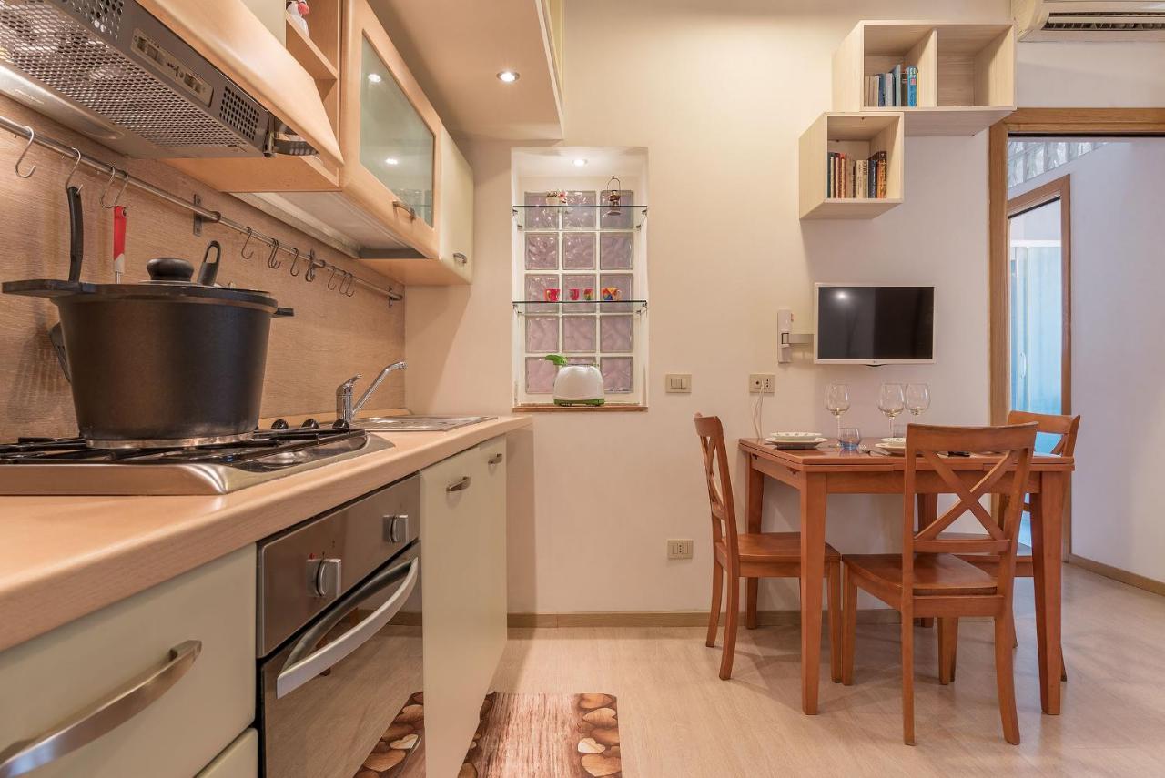 Coronari Central Apartment Ρώμη Εξωτερικό φωτογραφία